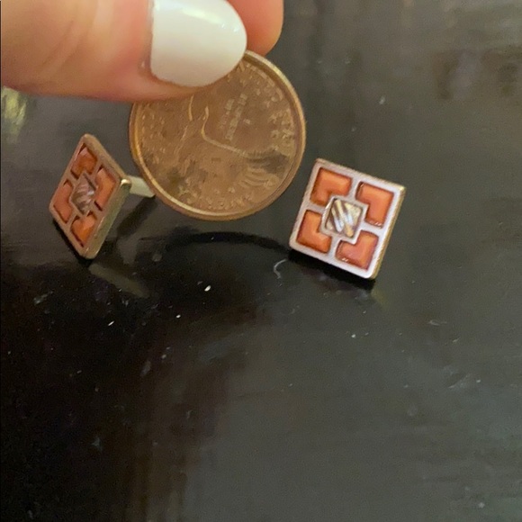 3/$13 geometric orange earring - Picture 4 of 4